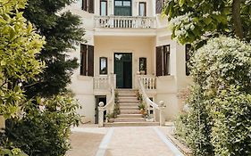 Garden Villa Bed and Breakfast